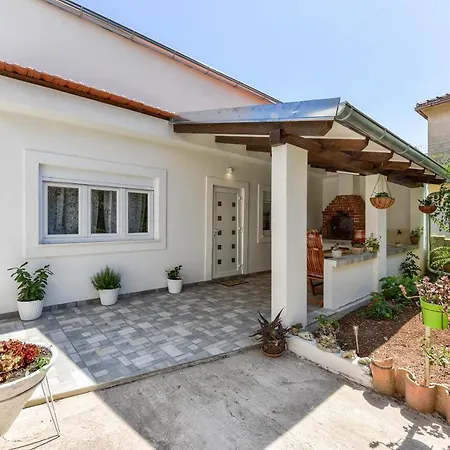 Apartment Yula Zadar Exterior photo